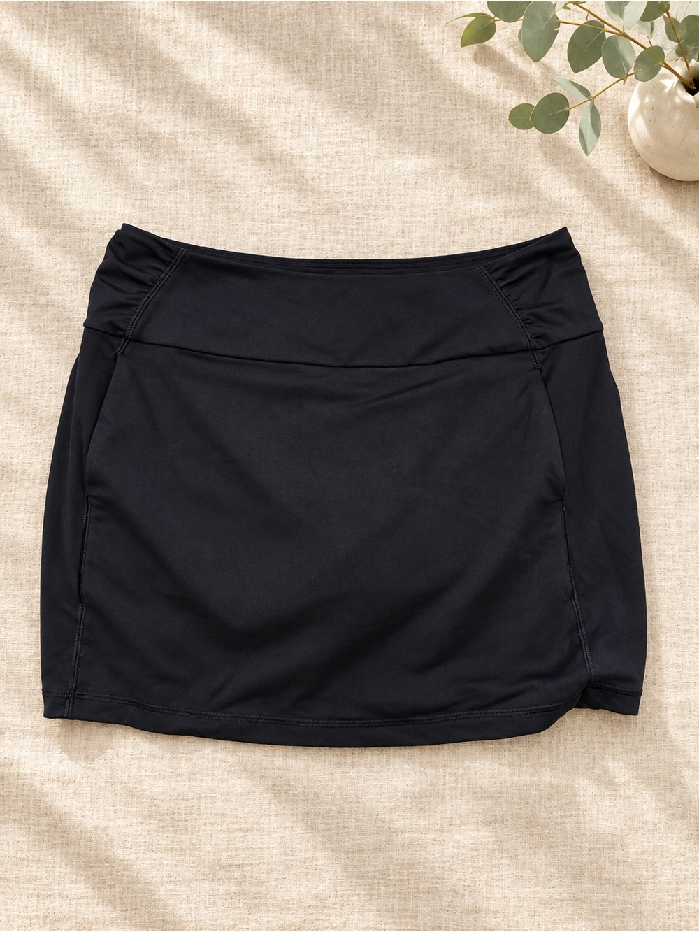 Under Armour Black Women's Active Skort Size L